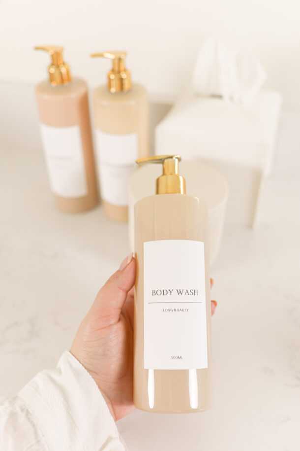Bathroom Organization Ideas, Pretty Bathroom Organization, Neutral Bathroom Organization, Reusable bathroom bottles, Reusable shampoo bottles, Refillable shampoo bottles